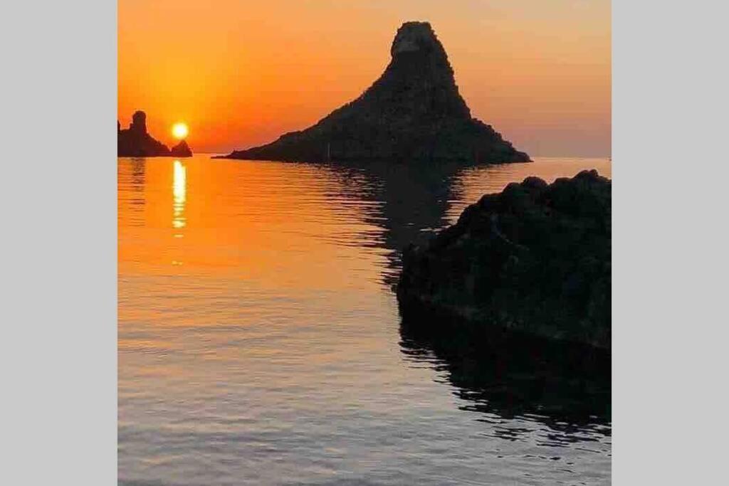 Malavoglia Suite 18 Aci Castello Zewnętrze zdjęcie